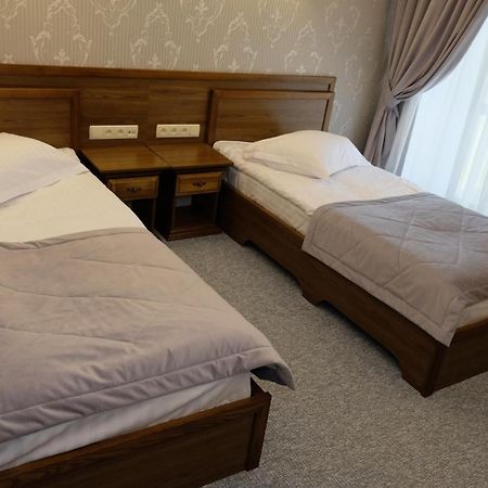 Лісовий Готель Гайки Žytomyr Esterno foto