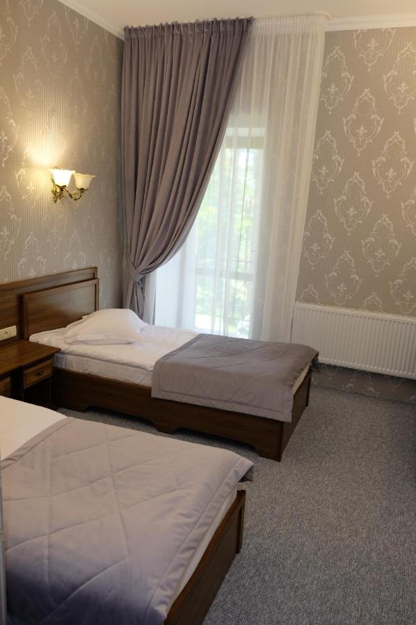 Лісовий Готель Гайки Žytomyr Esterno foto